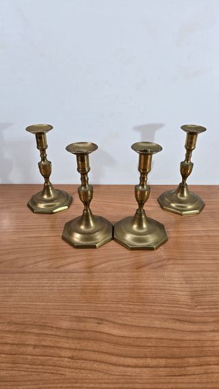 LOTE DE 4 CANDELABROS DE BRONCE