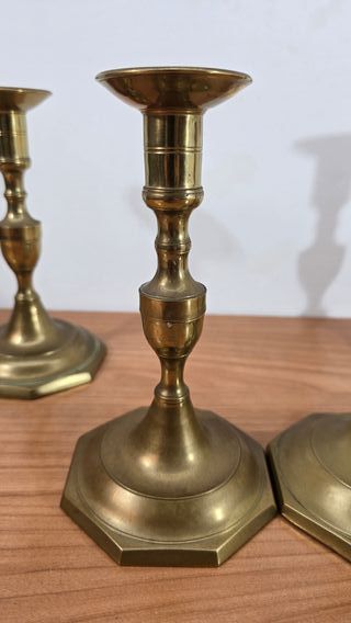 LOTE DE 4 CANDELABROS DE BRONCE