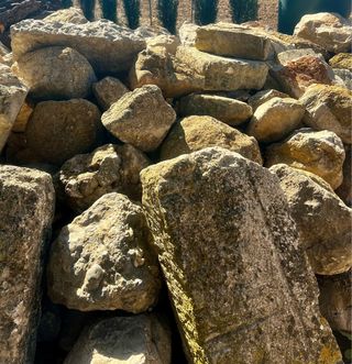 Variedad de piedras (construcción)