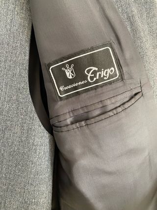 Traje hombre gris tres piezas