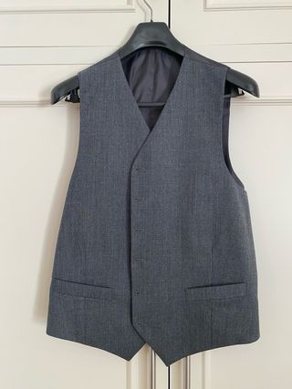 Traje hombre gris tres piezas