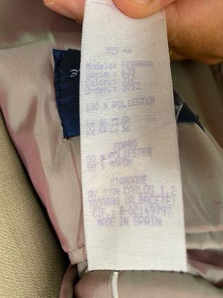 Traje caballero color beig. Tres piezas