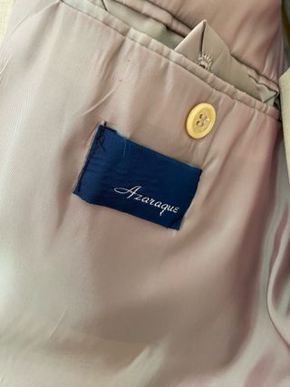 Traje caballero color beig. Tres piezas