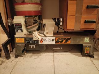 Tornio da legno e set utensili
