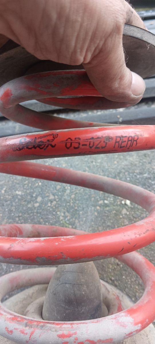 Despiece de BMW E30.