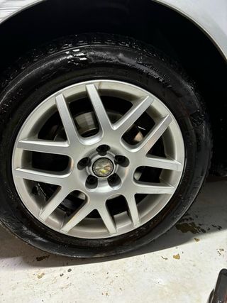 Volkswagen Golf 2003