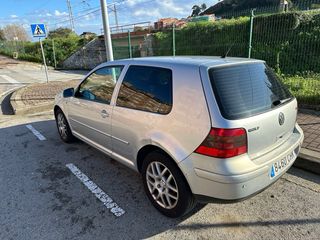 Volkswagen Golf 2003
