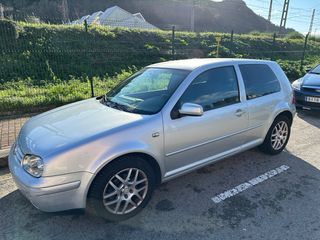 Volkswagen Golf 2003