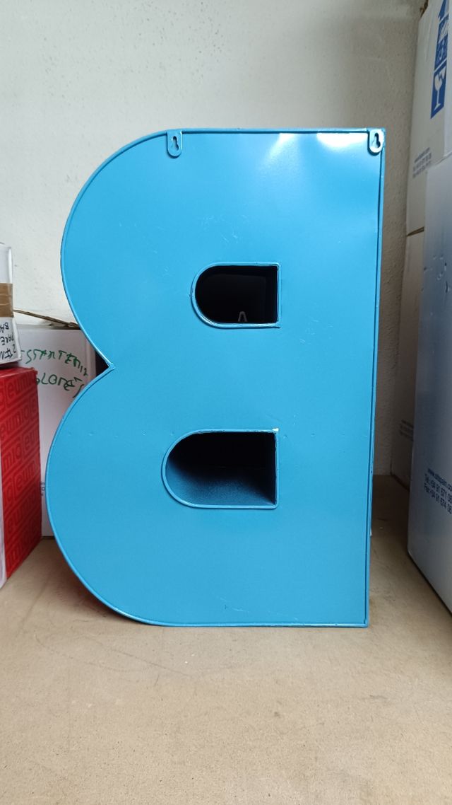 Estantería letra B industrial