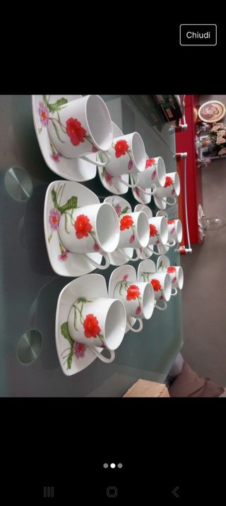 12 tazze da caffè con piattini 