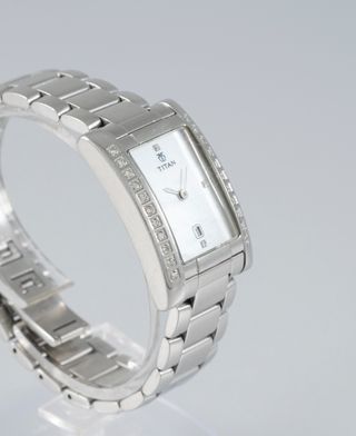 Titan MOP Dial Diamonds Quartz