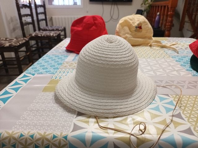 Gorritos para niña