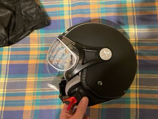 Casco jet