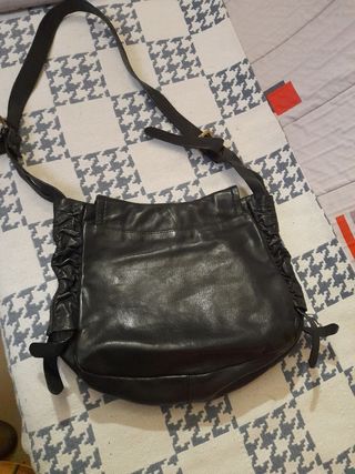 Bolso piel negro zara