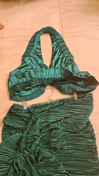 Set conjunto top y falda larga plisado volante eve