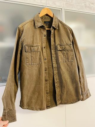 Cubre camisa de hombre