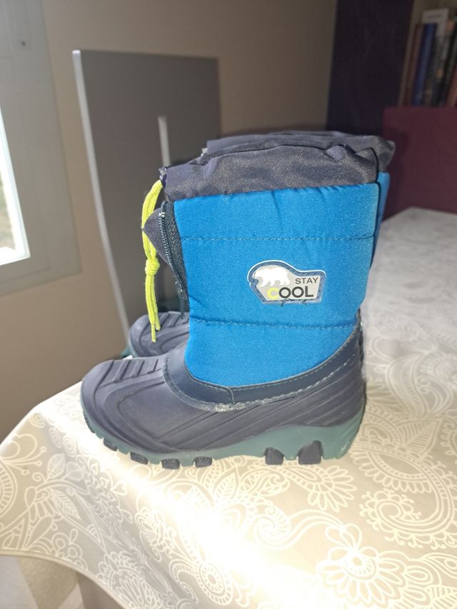 Botas de agua o nieve niño
