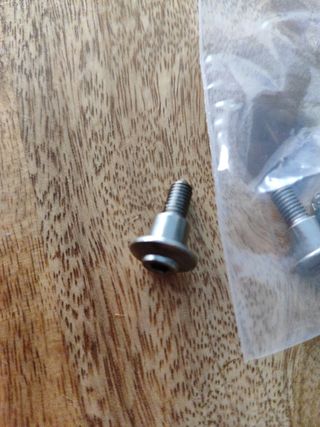 4 Tornillos  bmw carenado.