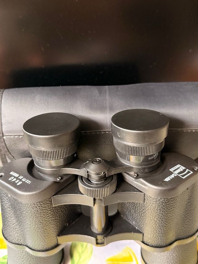 Binoculares Danubia 8x40122m at 1000