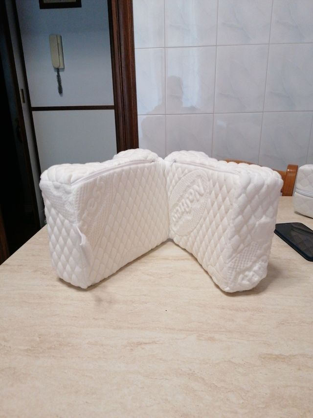Cuscino doppio ergonomico