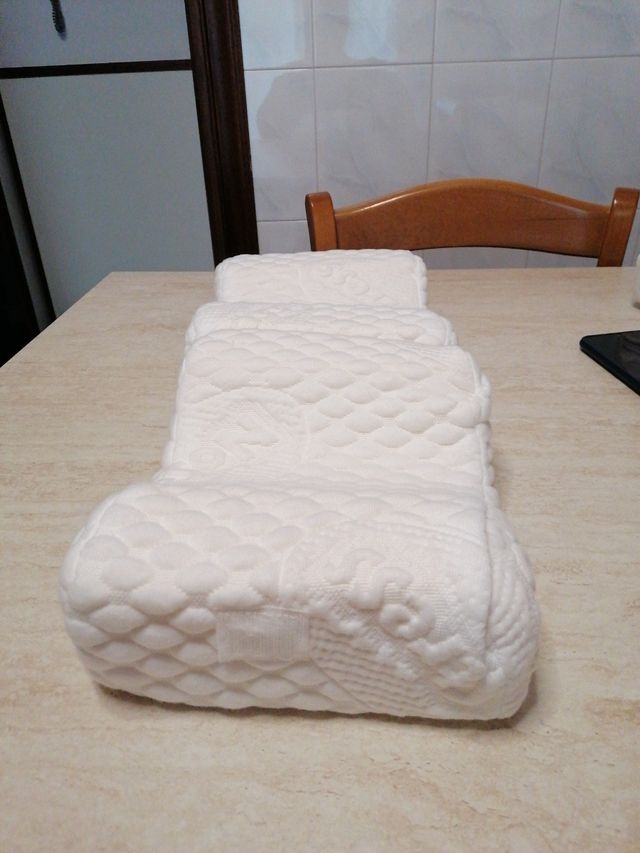 Cuscino doppio ergonomico