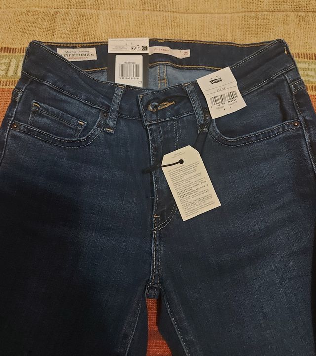 Levi's jeans 711 mujer