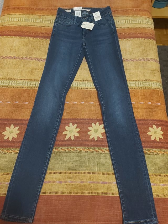 Levi's jeans 711 mujer