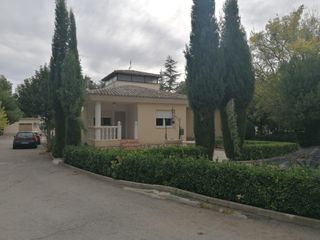 CHALET A LA VENTA EN YECLA