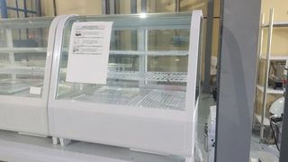 Vitrina expositora refrigerada sobremesa