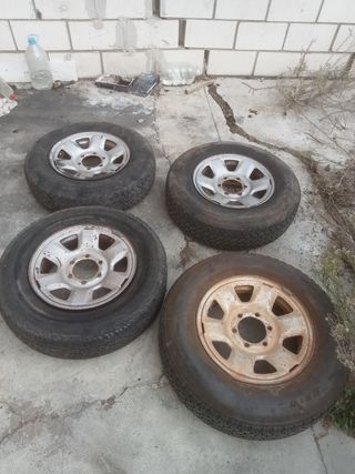 Llantas Mitsubishi l200 16