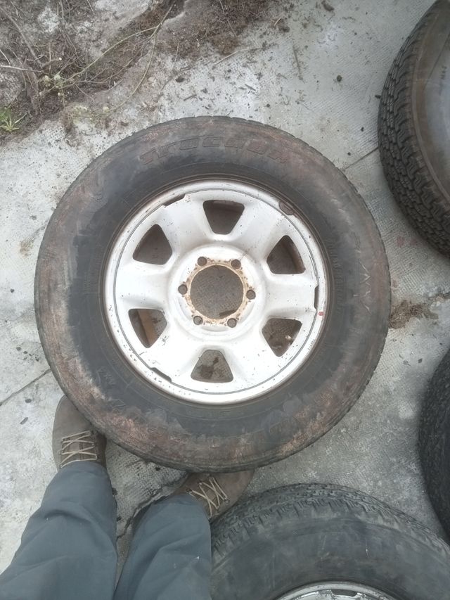 Llantas Mitsubishi l200 16