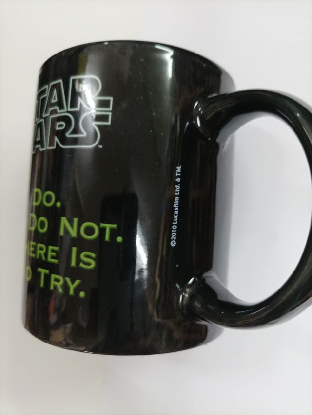 TAZA COLECCIÓN STAR WARS. 2010 LUCASFILM LTD & TM.
