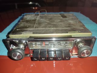Radio coche clásico Antigua 