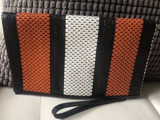 Bolso de mano sin estrenar. Bimba y Lola