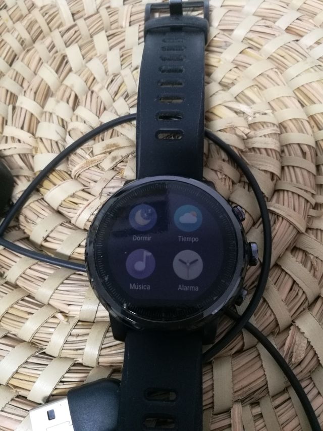 Smartwatch amazfit stratos a1619