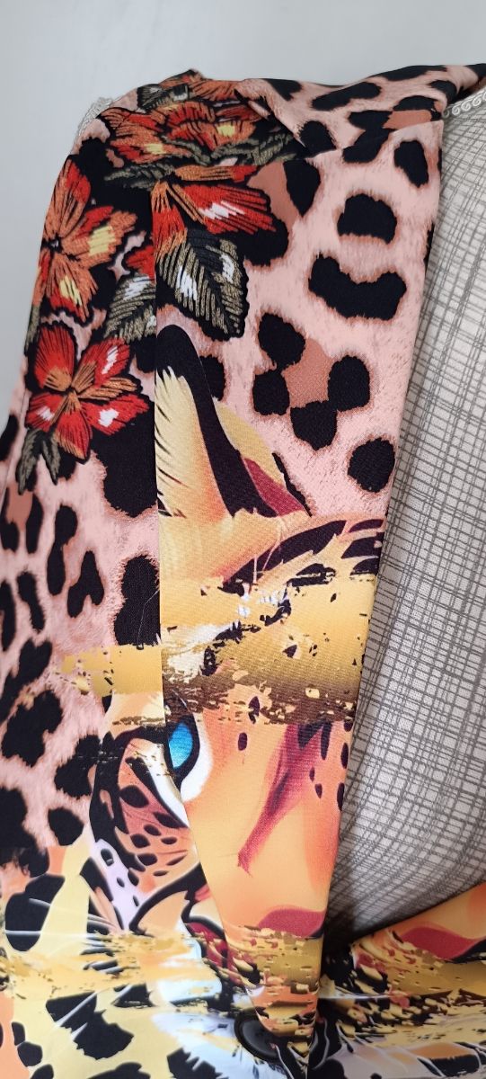 Blazer sin mangas estampado leopardo