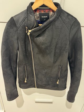 Chaqueta desigual