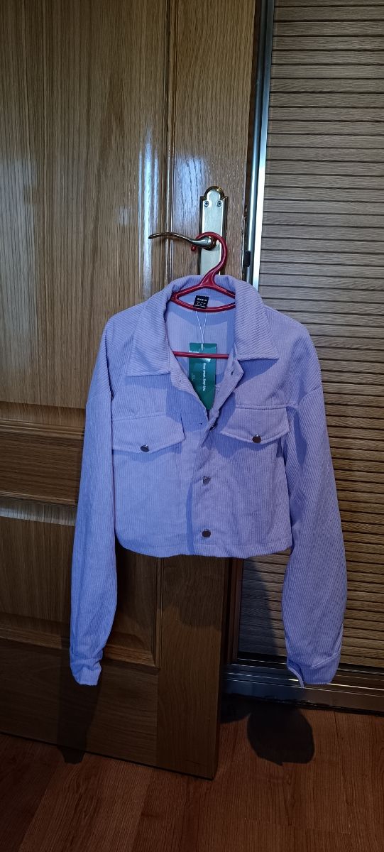 Chaqueta morada