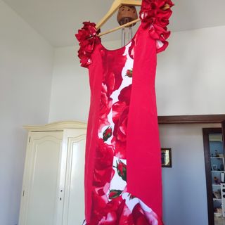 Traje de gitana rojo de flores