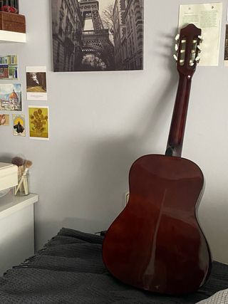 Guitarra acustica 