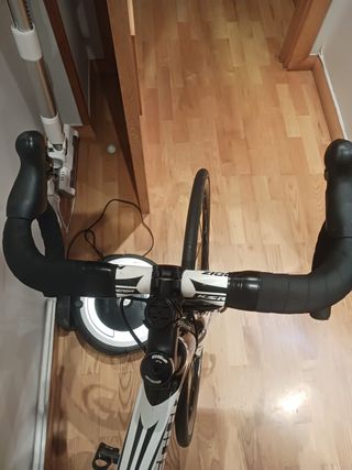 Bicicleta carbono carretera mendiz