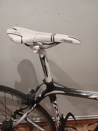 Bicicleta carbono carretera mendiz