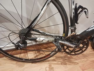 Bicicleta carbono carretera mendiz