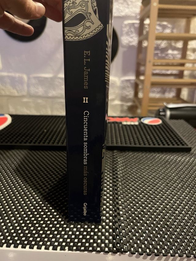 Cincuenta sombras más oscuras II