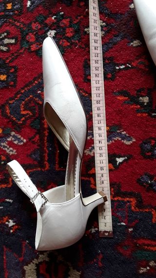 Zapatos blanco- nacarado de piel N 39