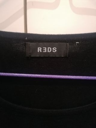 Maglioncino Reds con disegno fuxia