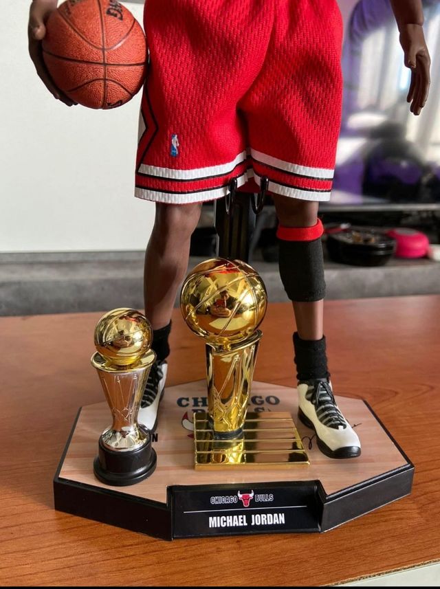 CUSTOM MICHAEL JORDAN