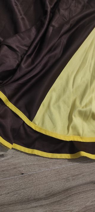 Falda quillas marrón y amarilla