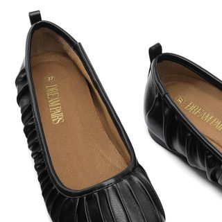Bailarinas (negro, blanco)