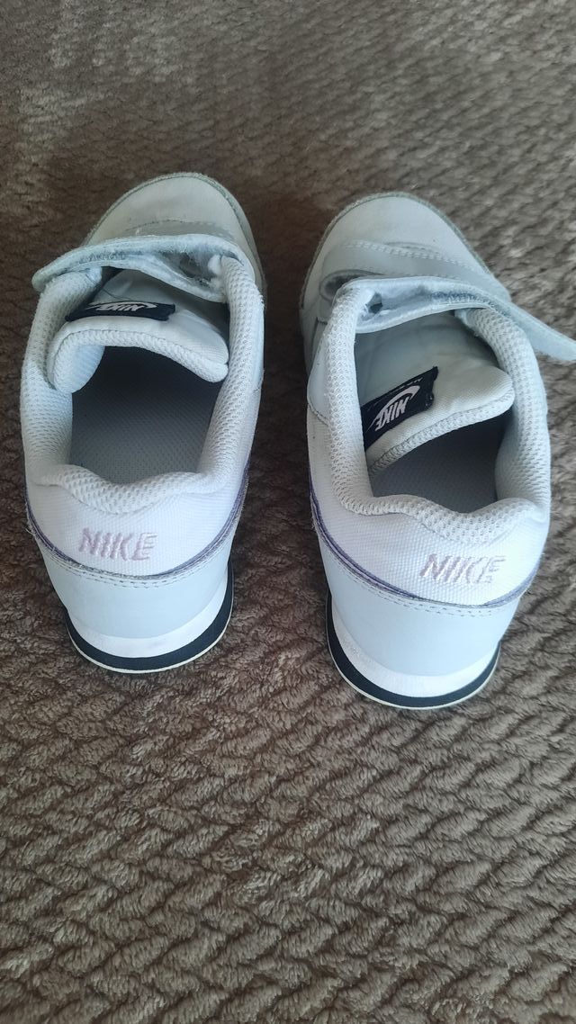 Deportivas NIKE talla 29.5